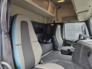 FM500 / 6x2 / HMF 32TM / CRANE/KRAN